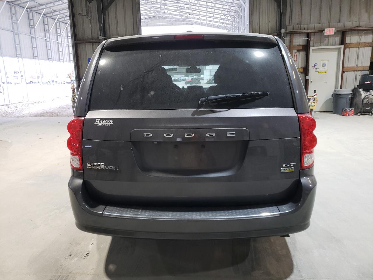 2019 Dodge Caravan - Image 6