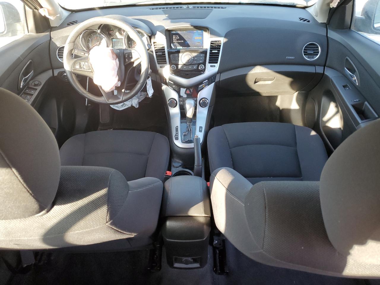 2015 Chevrolet Cruze - Image 8