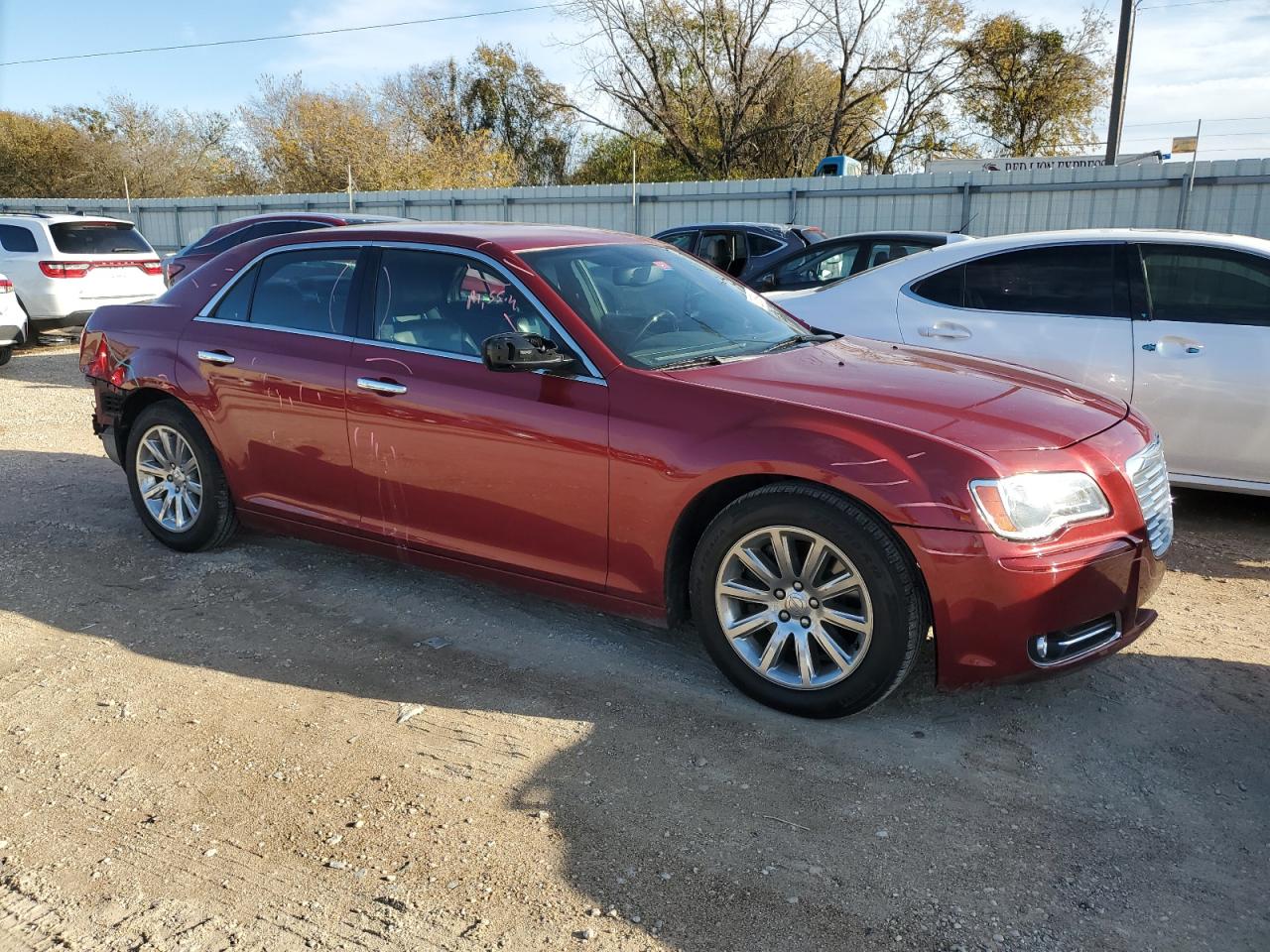 VIN 2C3CCAET4DH555973 2013 CHRYSLER 300 no.4