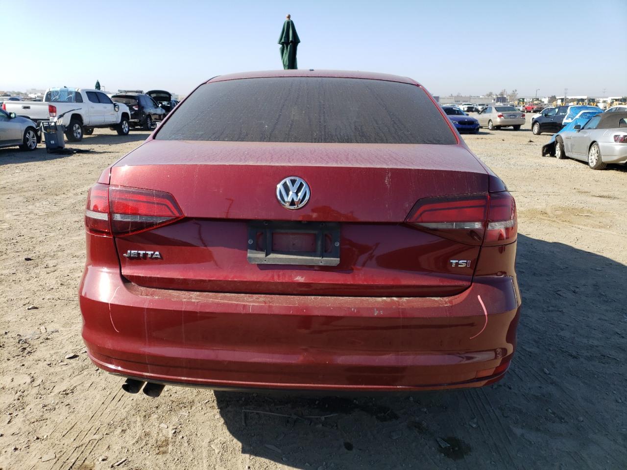 2018 Volkswagen Jetta - Image 6