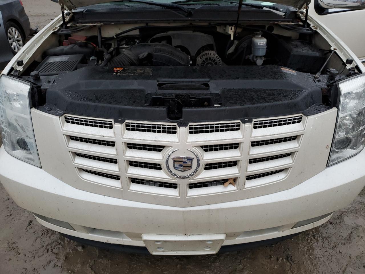 2011 Cadillac Escalade Ext Luxury VIN: 3GYT4MEF6BG318249 Lot: 84099544