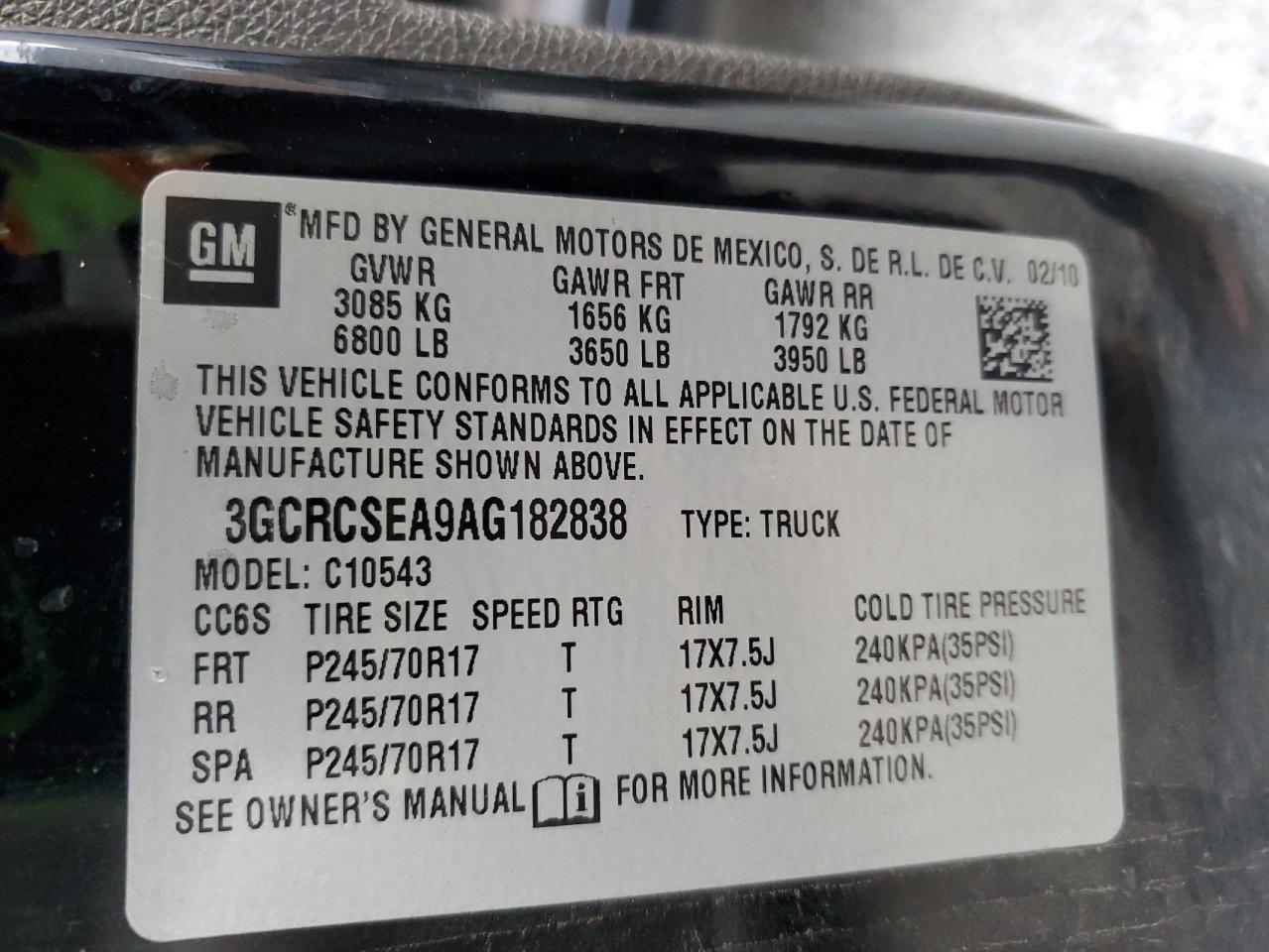 2010 Chevrolet Silverado - Image 12