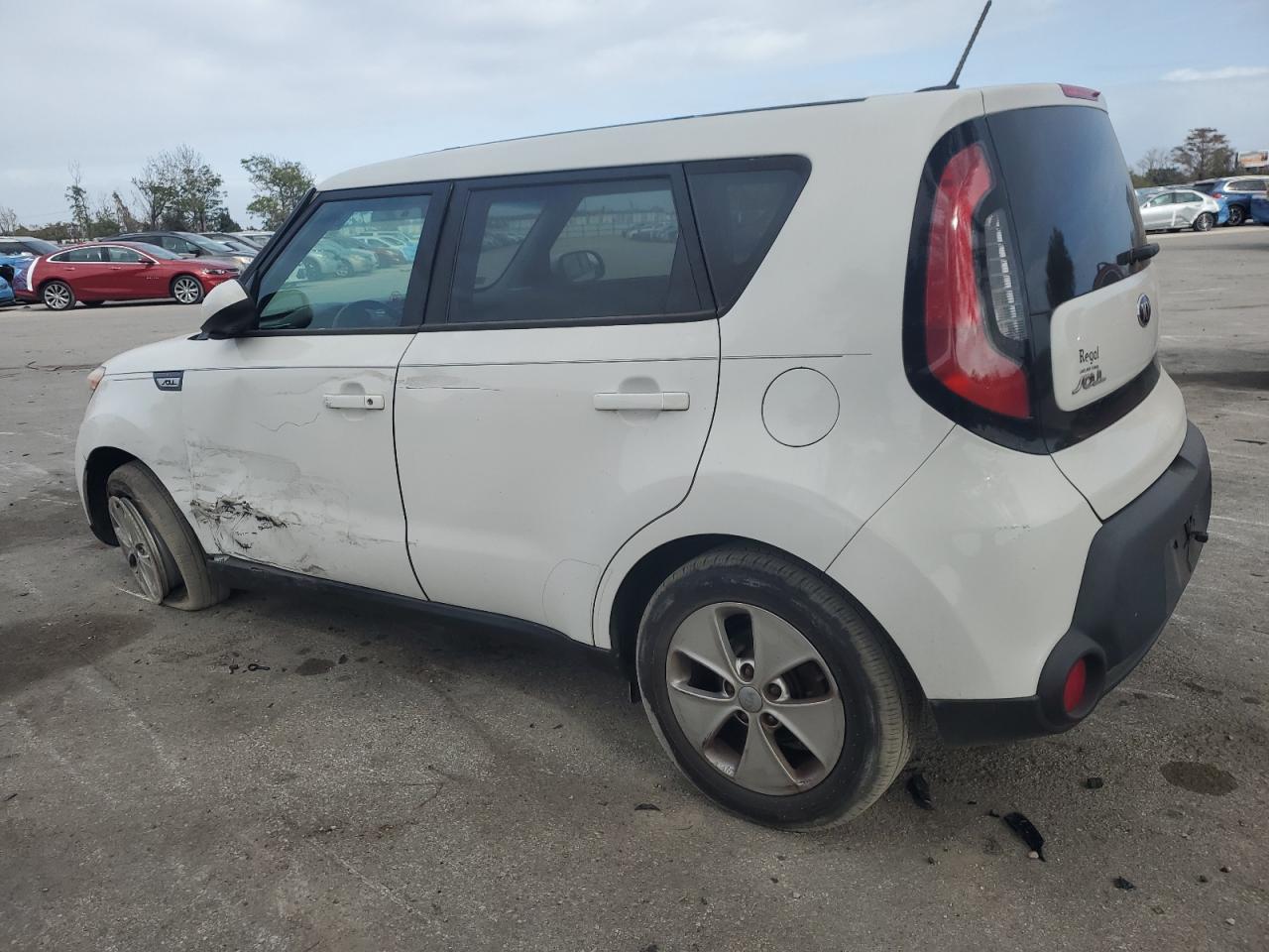 VIN KNDJN2A20G7244654 2016 KIA SOUL no.2