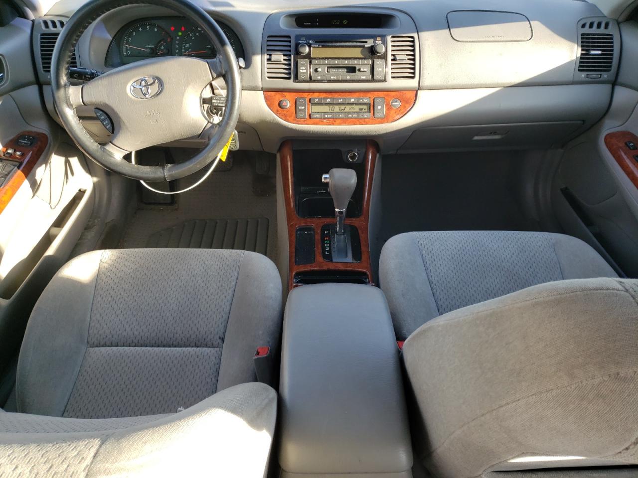 2003 Toyota Camry - Image 8