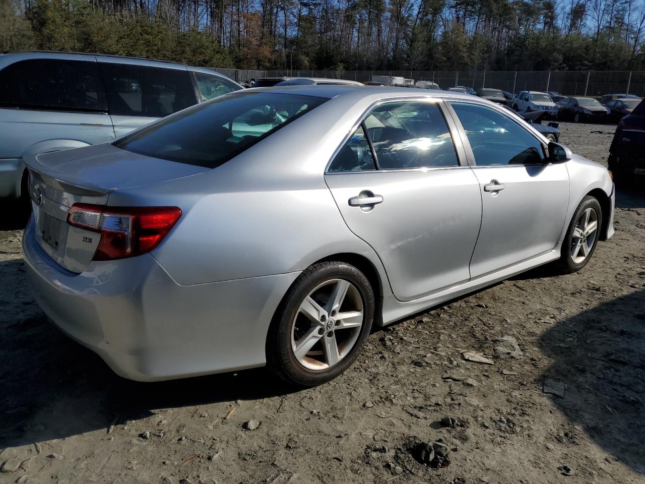 2012 Toyota Camry - Image 3