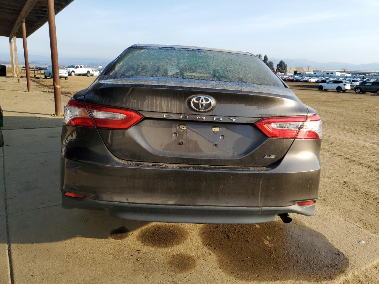 VIN JTNB11HK7J3035356 2018 TOYOTA CAMRY no.6