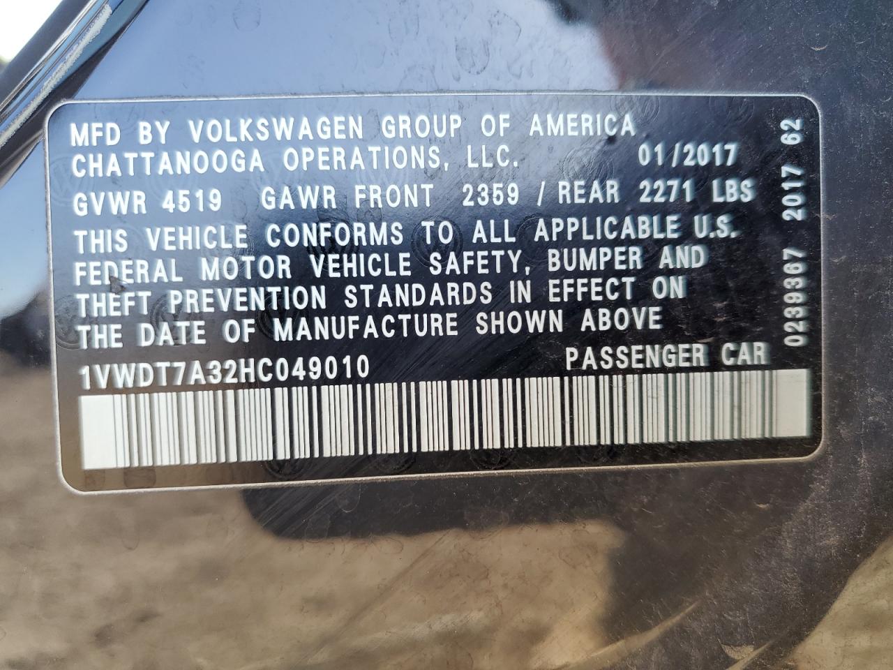 2017 Volkswagen Passat - Image 15