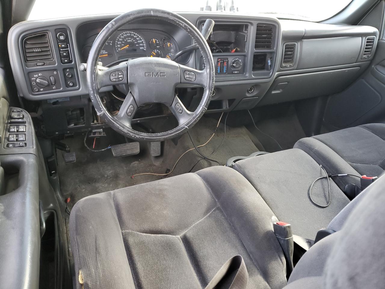 2005 GMC Sierra K1500 Heavy Duty VIN: 1GTGK13U45F891332 Lot: 84940244