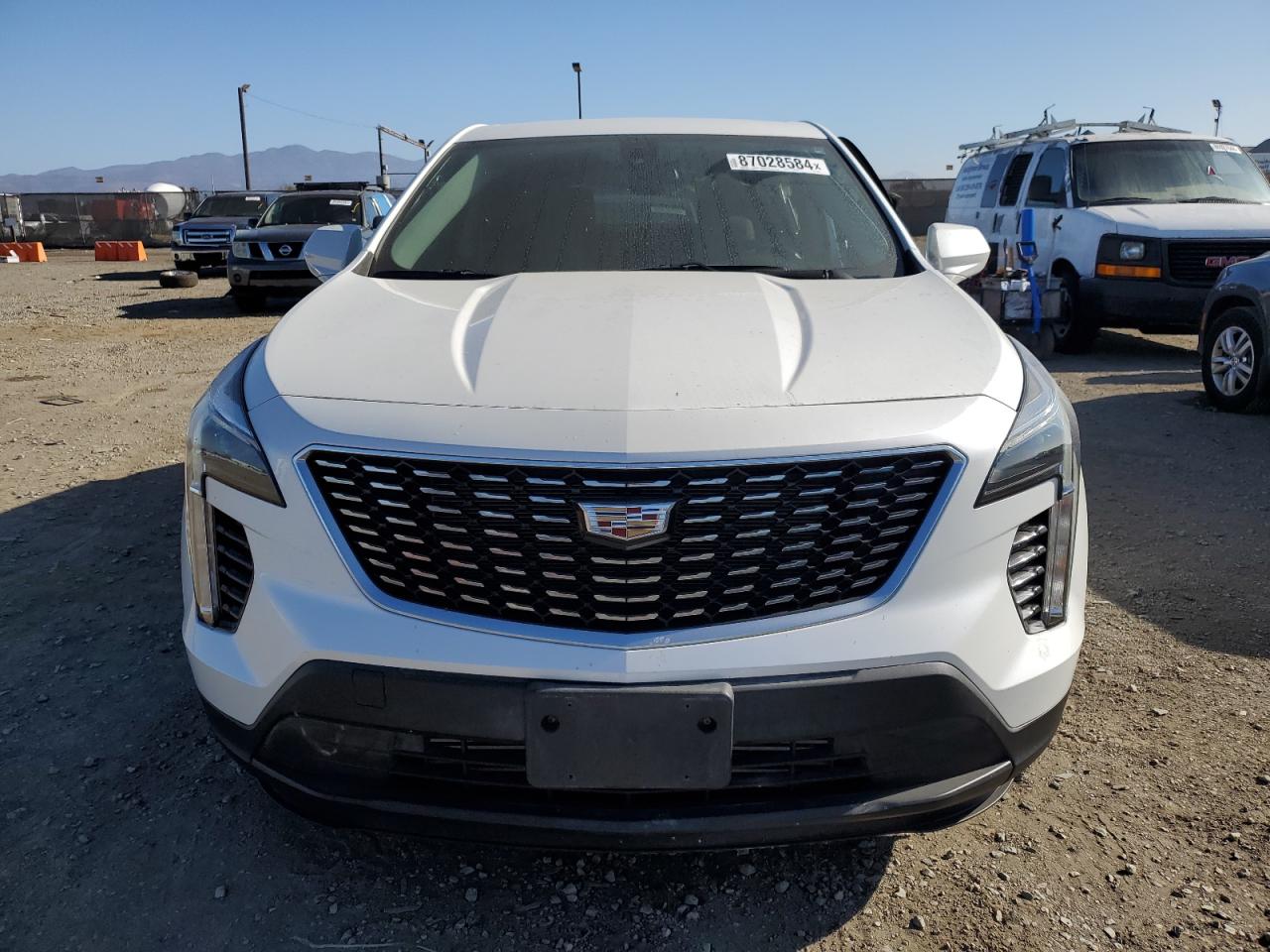 VIN 1GYAZAR41KF189614 2019 CADILLAC XT4 no.5