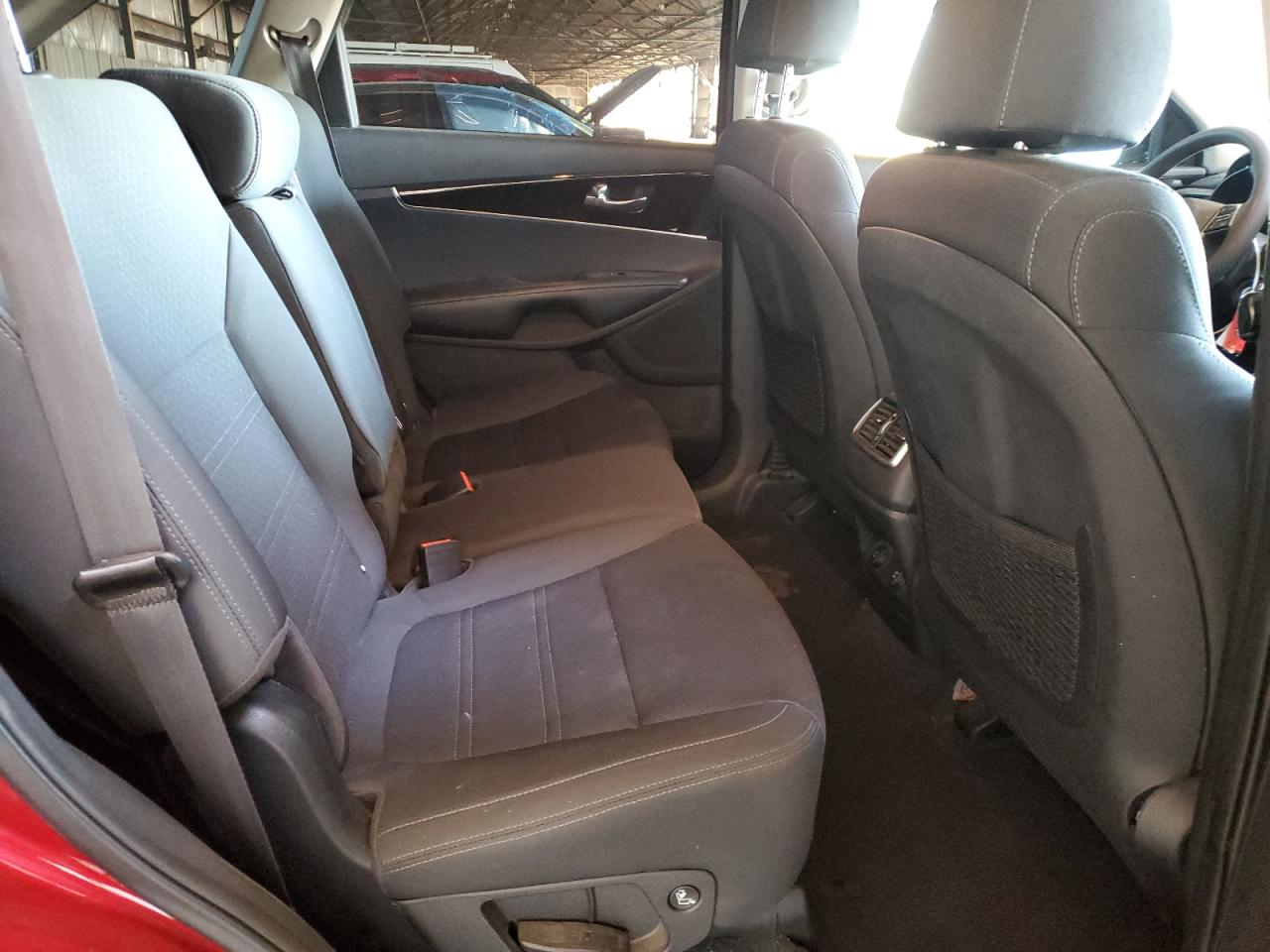 2020 Kia Sorento - Image 11