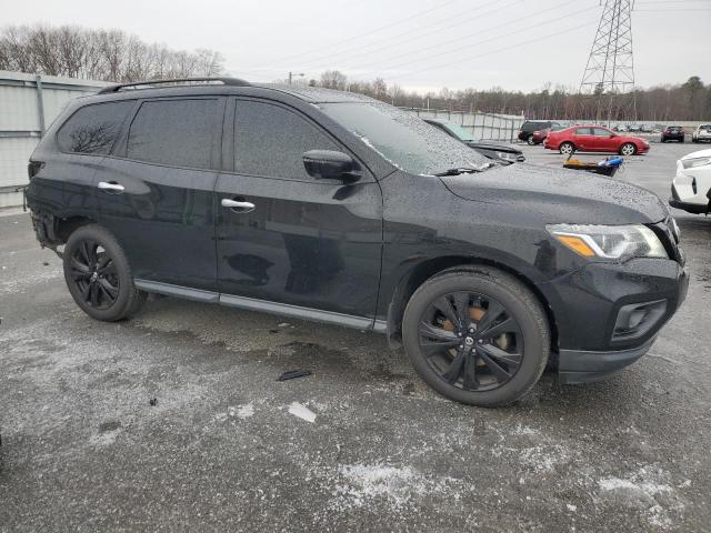  NISSAN PATHFINDER 2018 Czarny