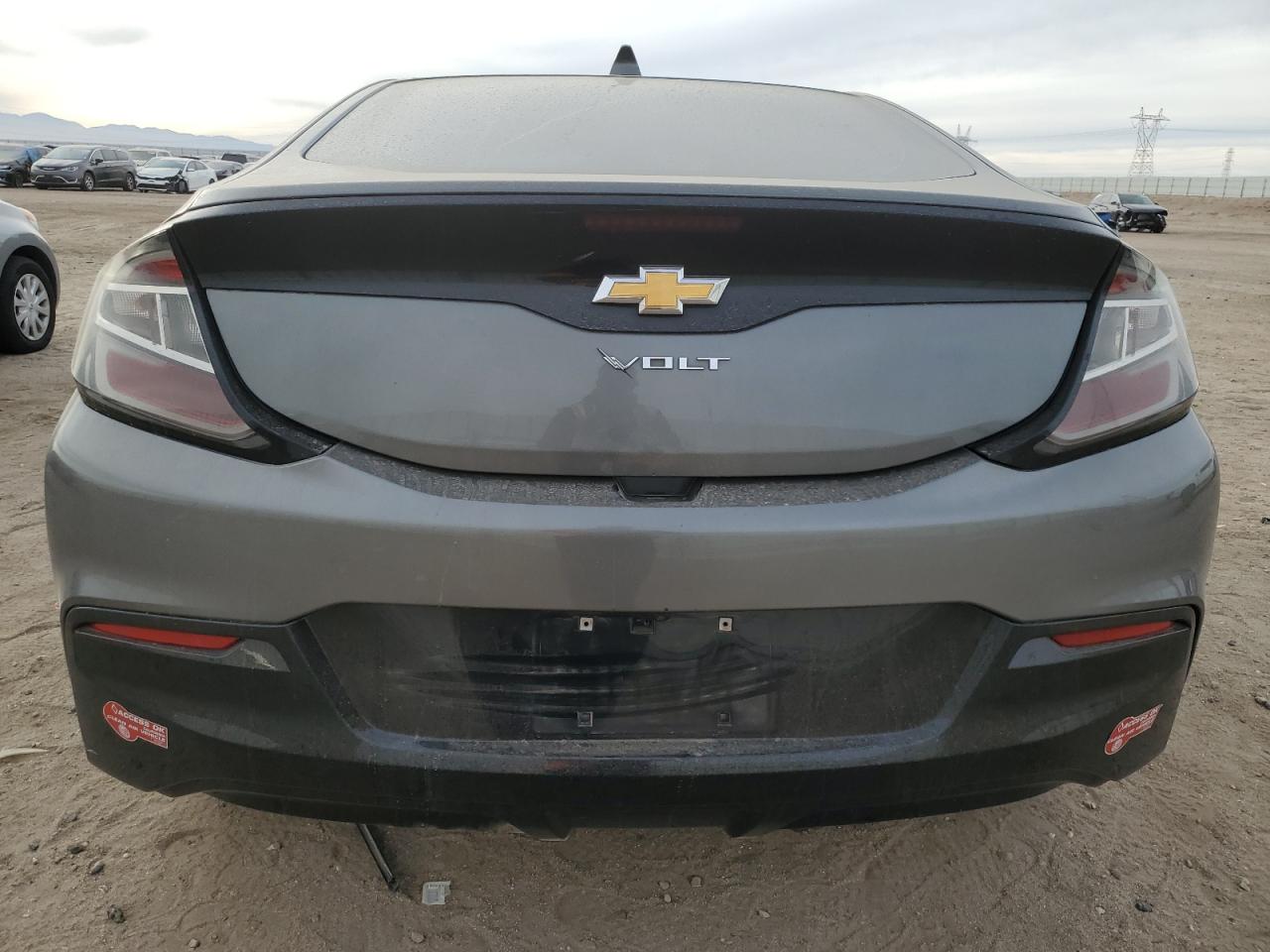 2017 Chevrolet Volt - Image 6