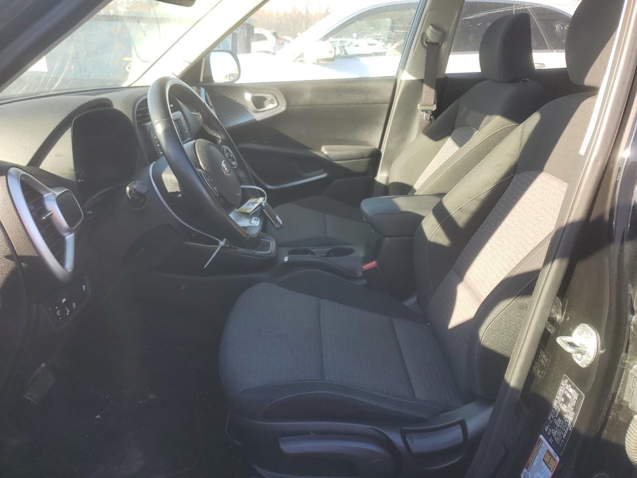 2021 Kia Soul - Image 7