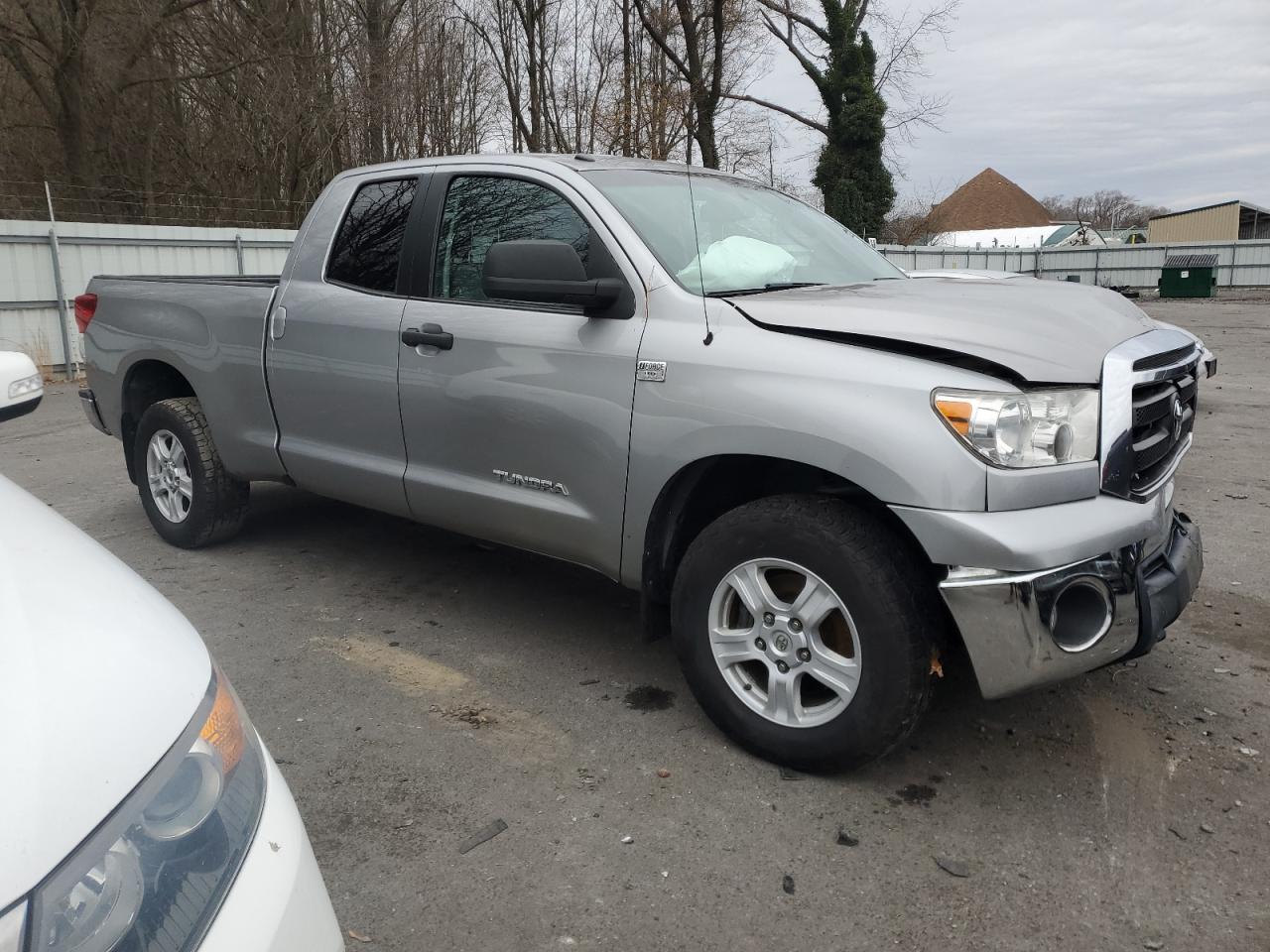 2010 Toyota Tundra - Image 4