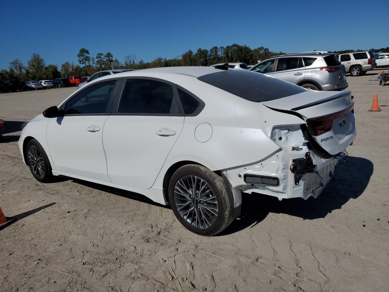 2024 Kia Forte - Image 2