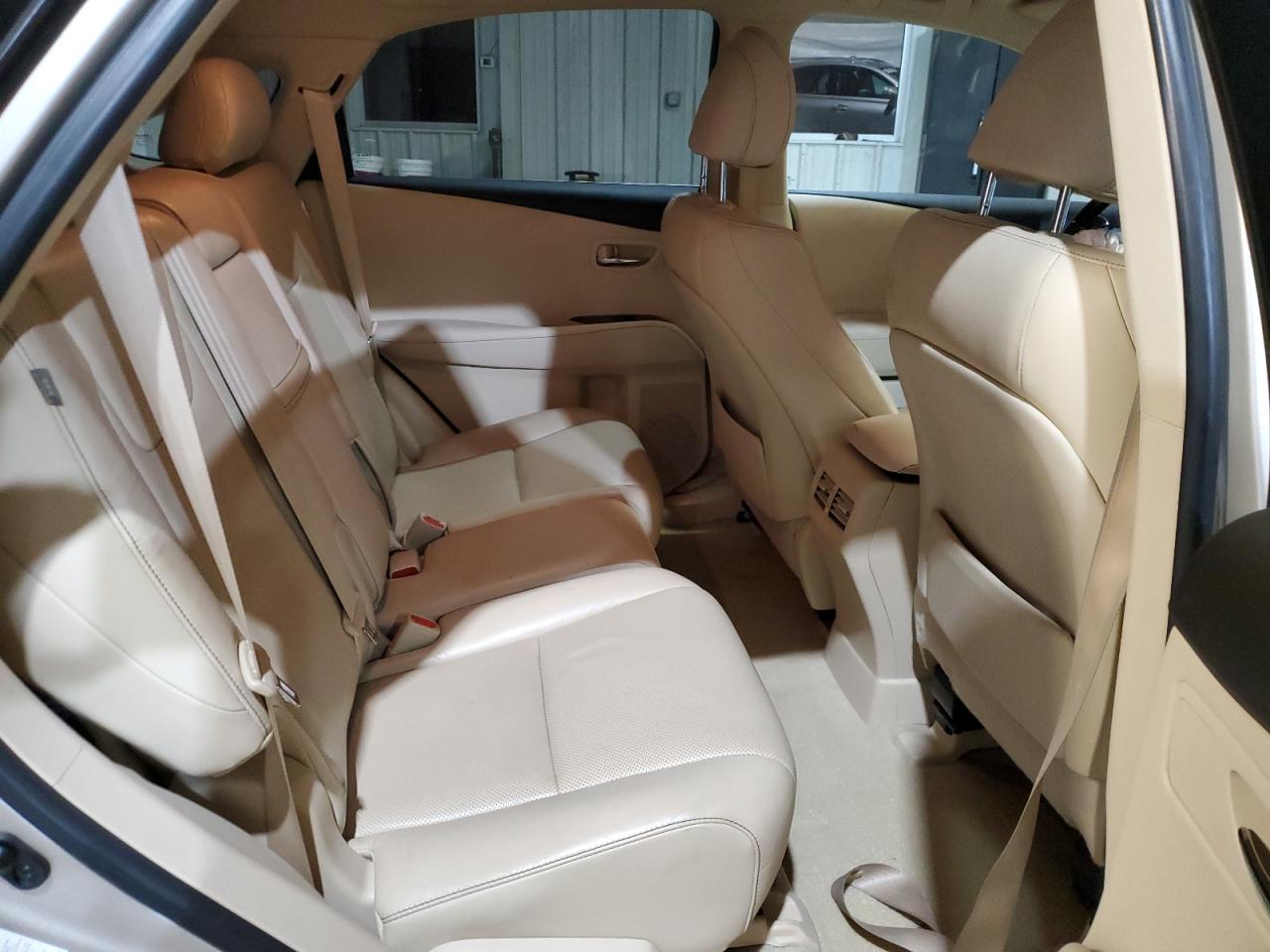 2015 Lexus RX - Image 10