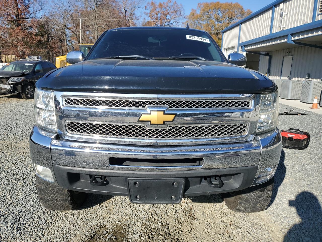 2011 Chevrolet Silverado - Image 5