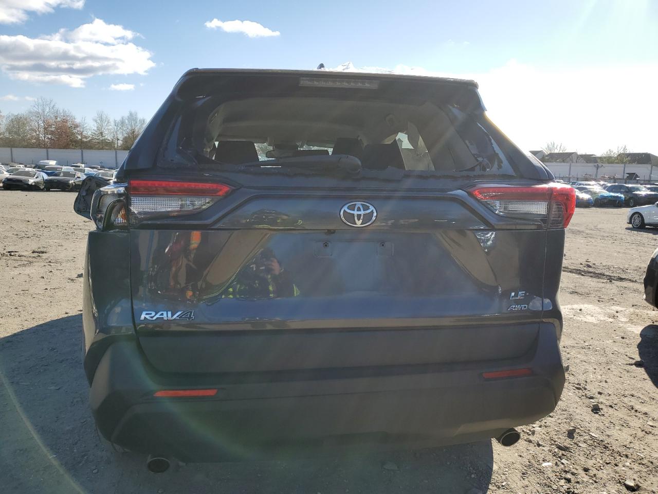 2022 Toyota RAV 4 - Image 6