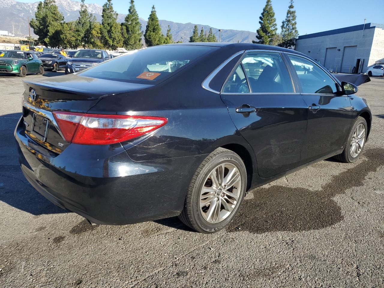 VIN 4T1BF1FK1GU214130 2016 TOYOTA CAMRY no.3