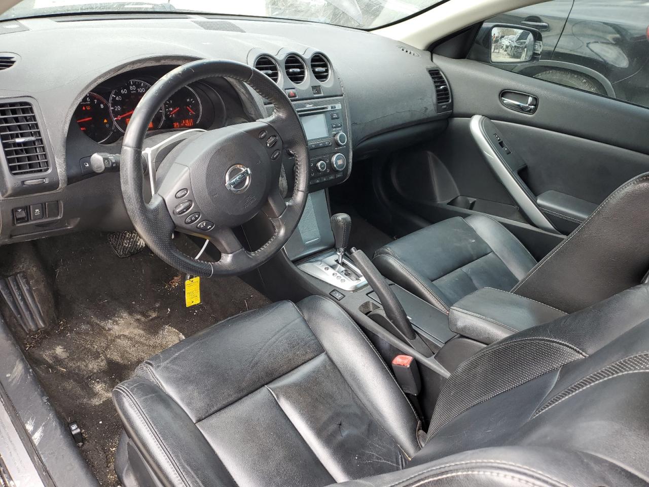 2011 Nissan Altima - Image 8