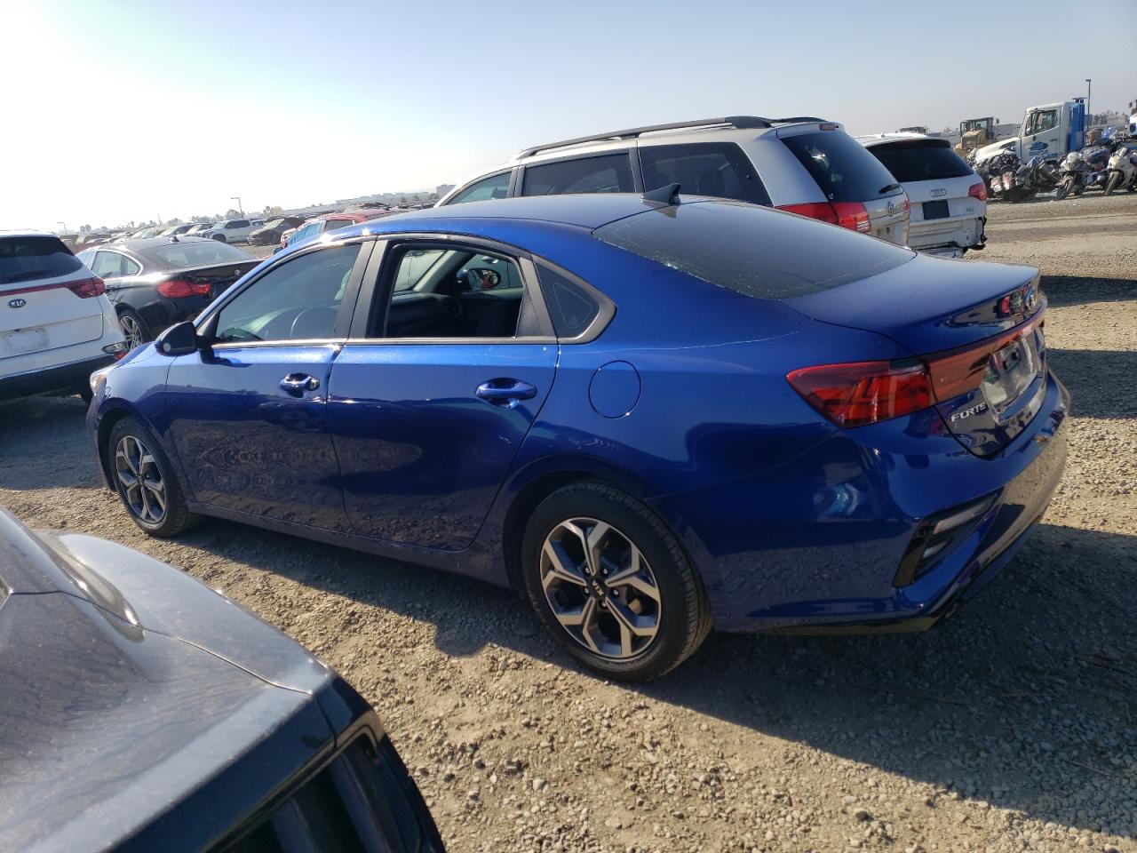 VIN 3KPF24AD3LE229278 2020 KIA FORTE no.2