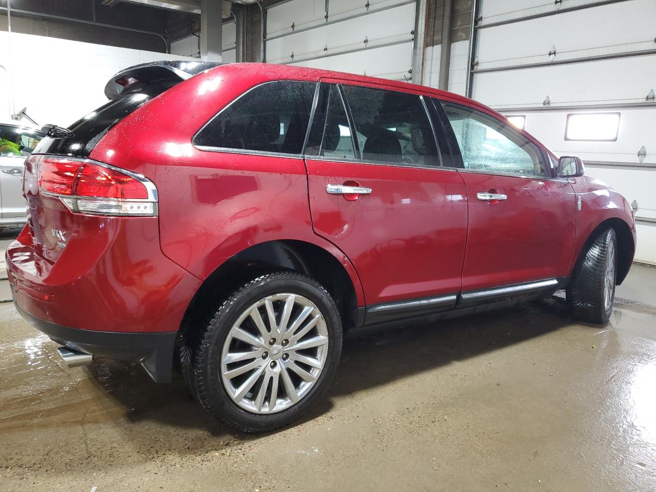 VIN 2LMDJ8JK6DBL03401 2013 LINCOLN MKX no.3