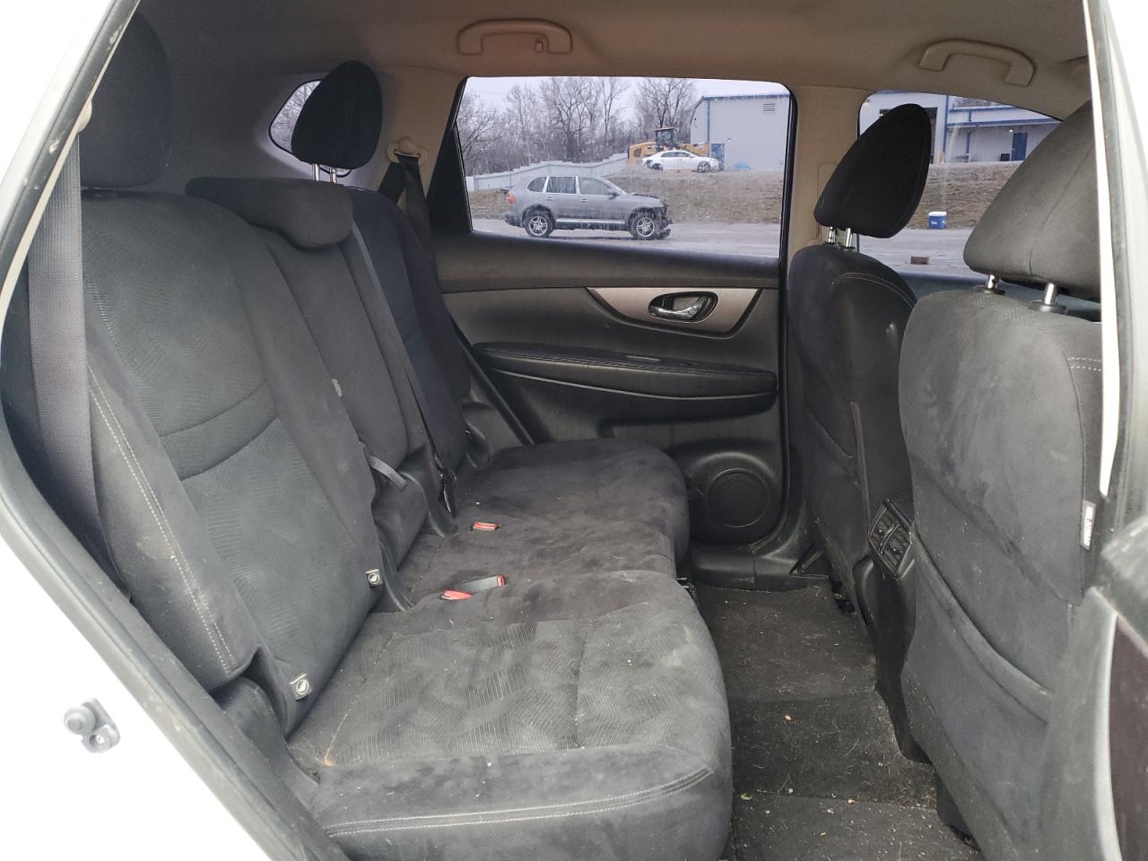 JN8AT2MV8GW141326 NISSAN ROGUE 2016