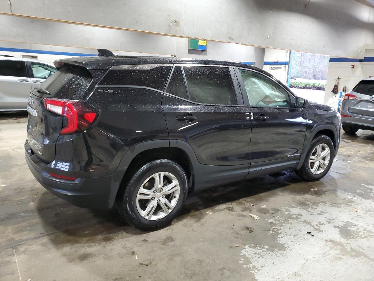 VIN 3GKALTEV0NL177812 2022 GMC TERRAIN no.3