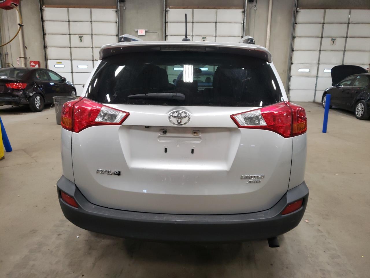 2014 Toyota RAV 4 - Image 6