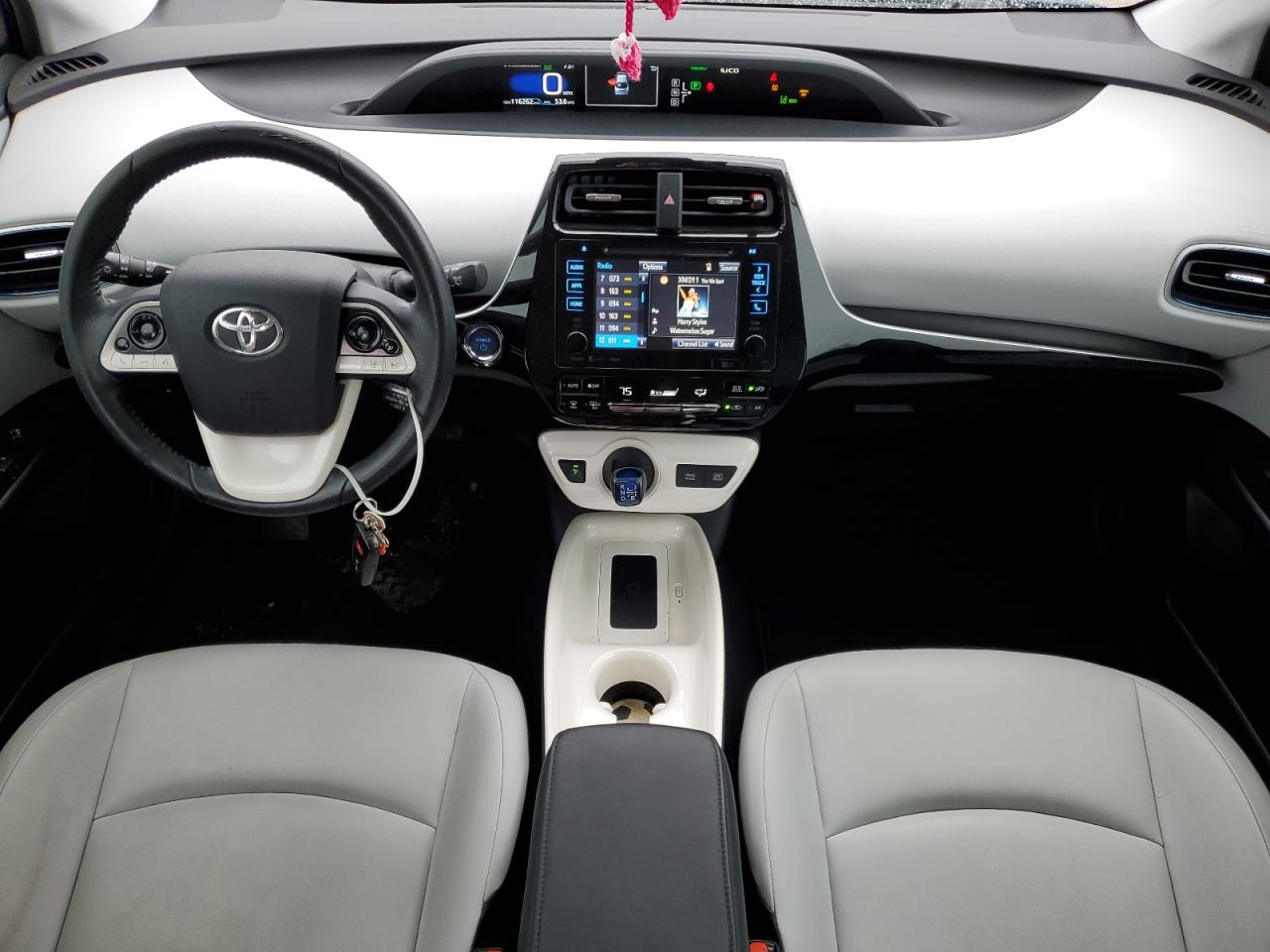 2016 Toyota Prius - Image 8