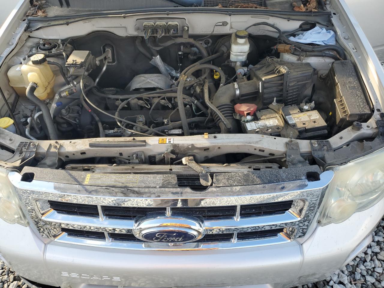 2008 Ford Escape - Image 11