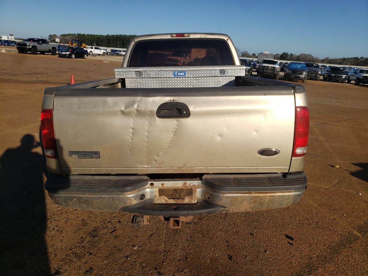 2000 Ford F250 Super Duty VIN: 1FTNX20F8YEB10245 Lot: 87088614