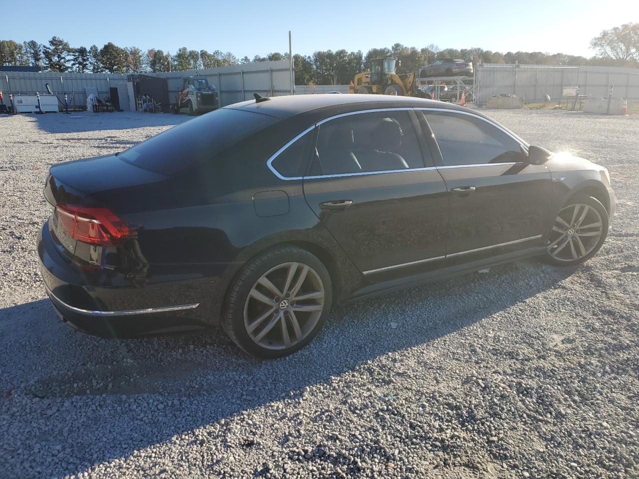 VIN 1VWDT7A3XHC063043 2017 VOLKSWAGEN PASSAT no.3