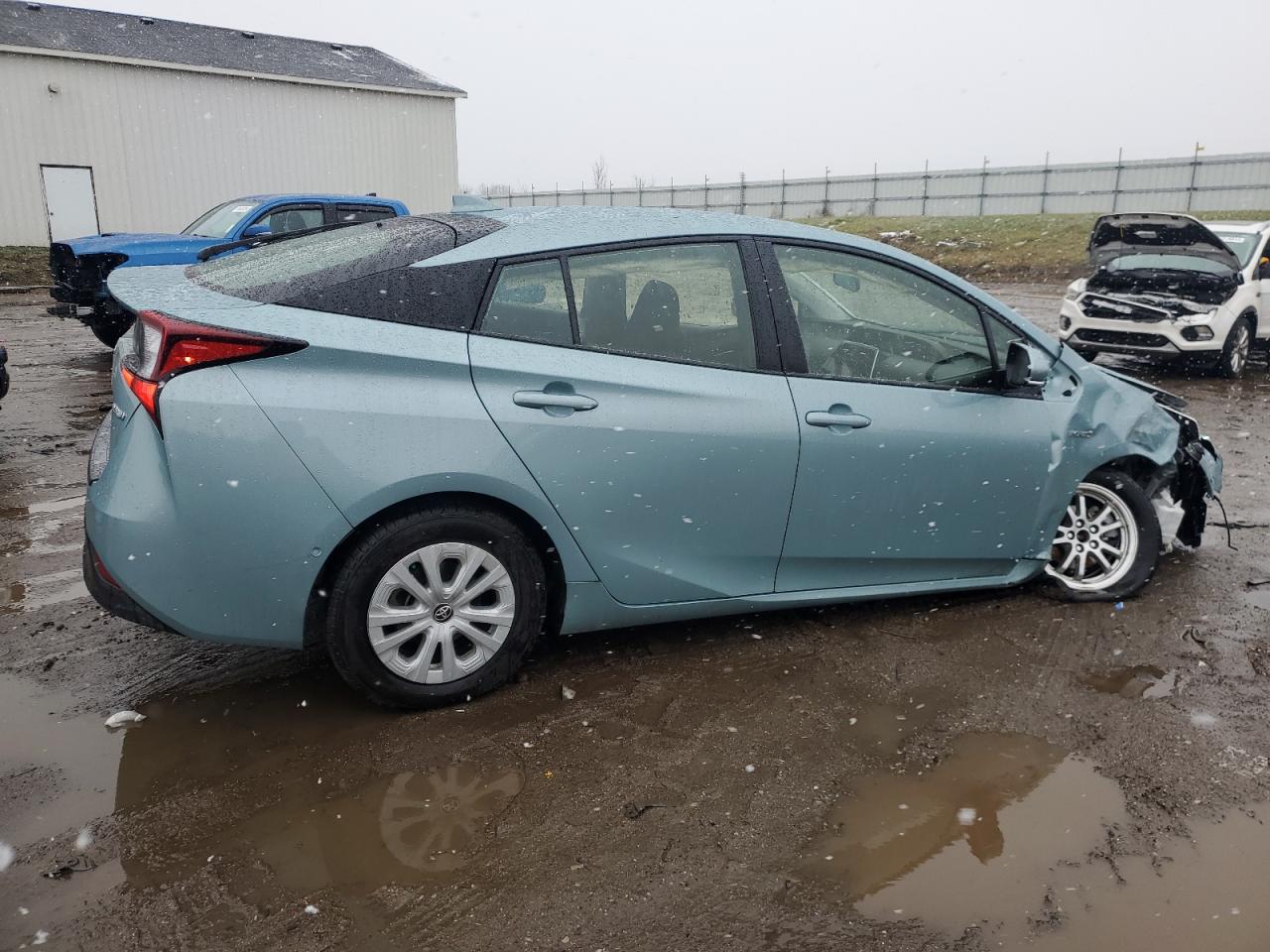 VIN JTDKARFU2K3101661 2019 TOYOTA PRIUS no.3