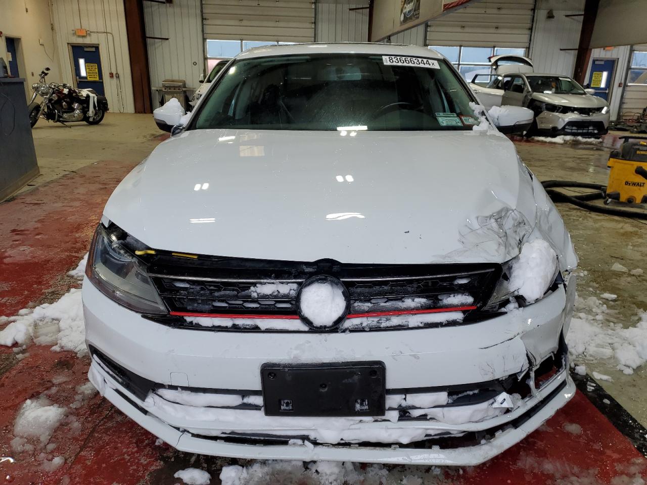 2017 Volkswagen Jetta - Image 5