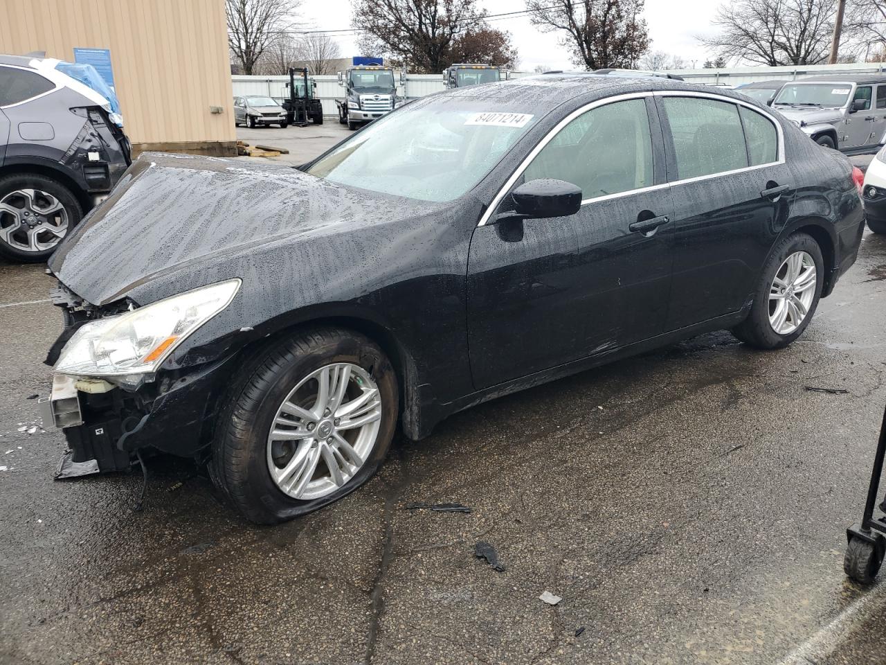 2013 INFINITI G37