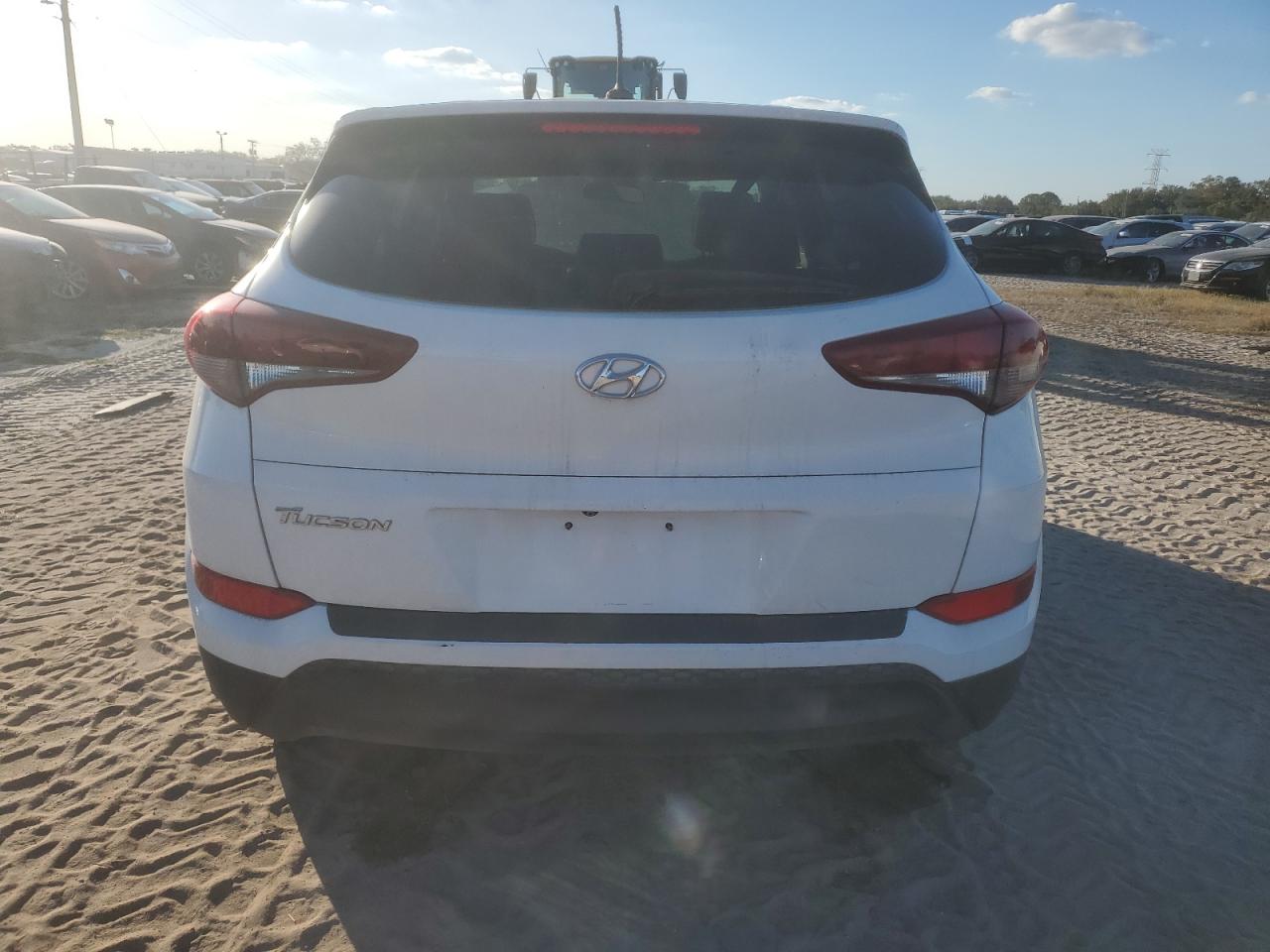 2016 Hyundai Tucson - Image 6