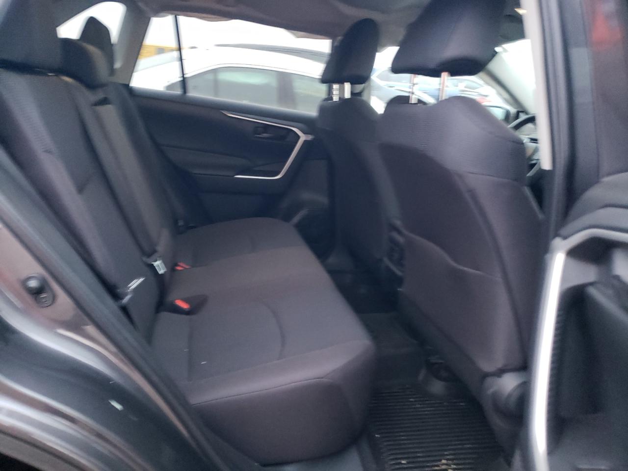 2024 Toyota RAV 4 - Image 10