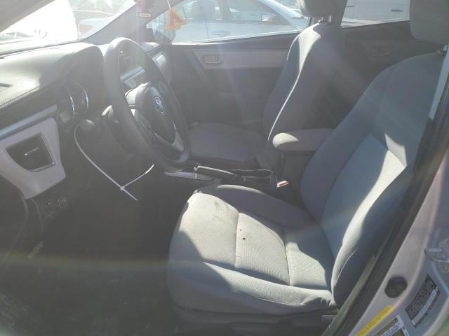 Sedans TOYOTA COROLLA 2015 Srebrny