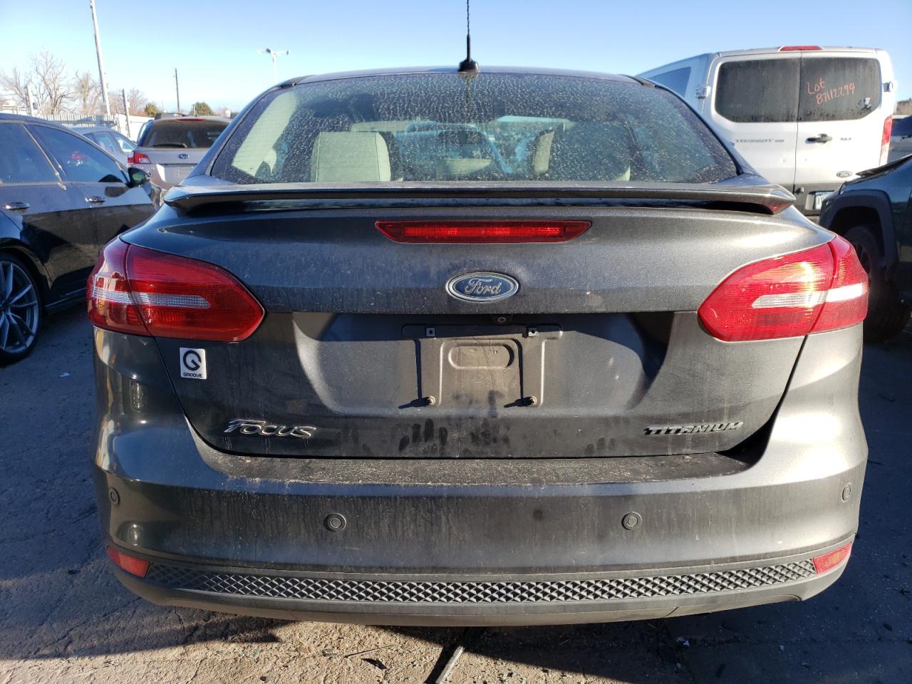 VIN 1FADP3J27JL261064 2018 FORD FOCUS no.6