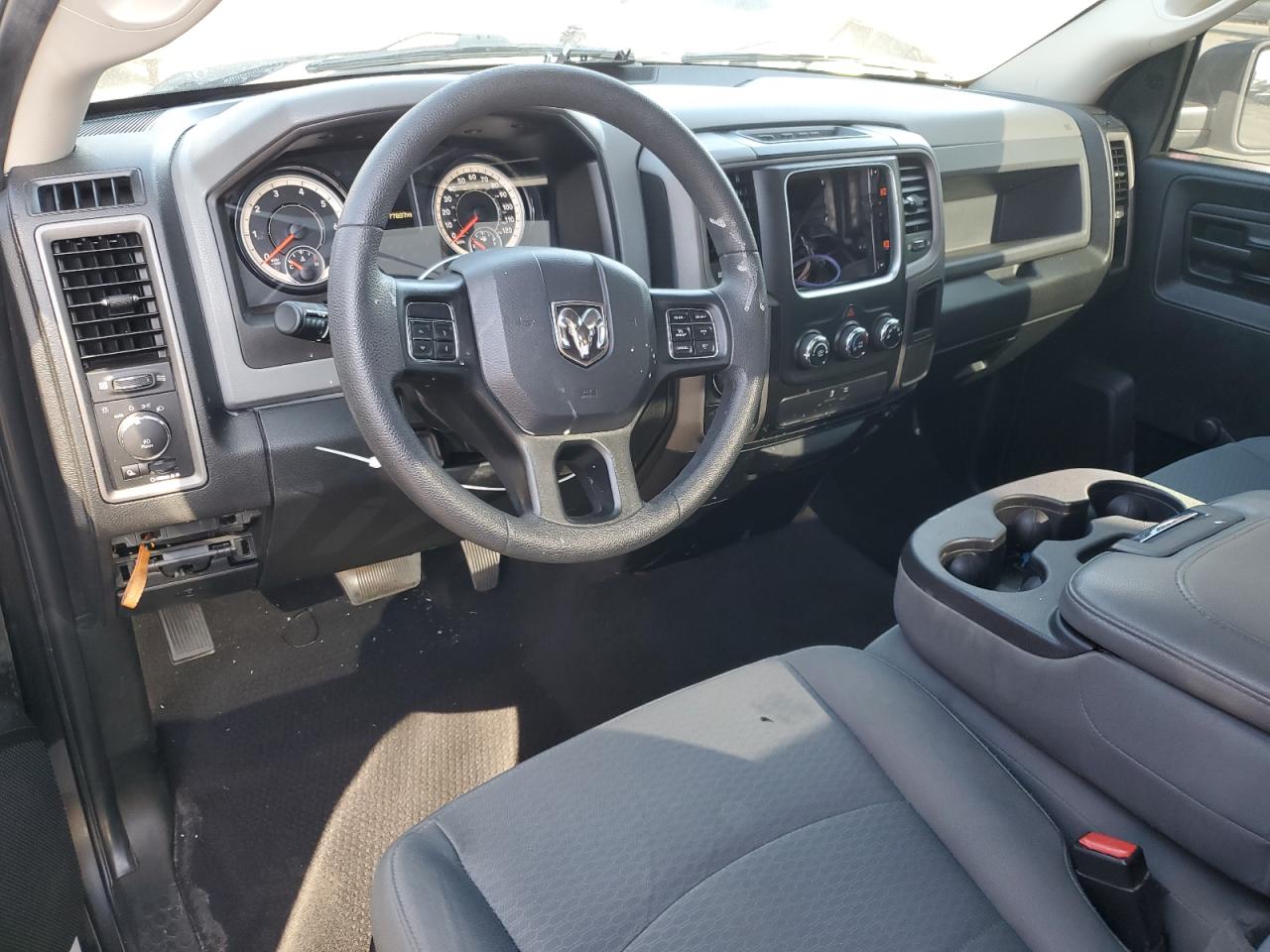 2018 RAM 1500 - Image 8