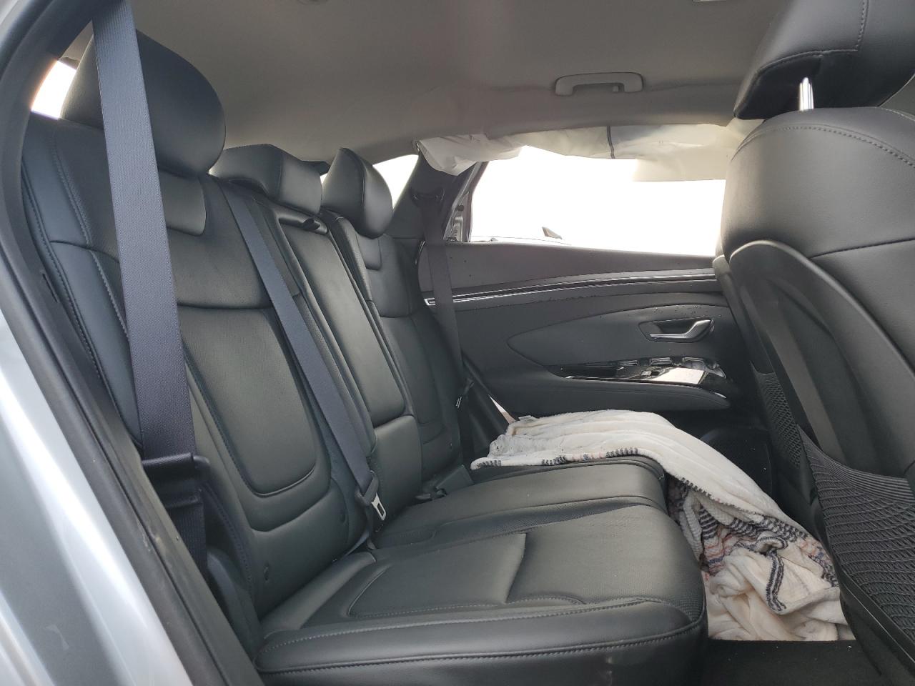 2022 Hyundai Tucson - Image 11