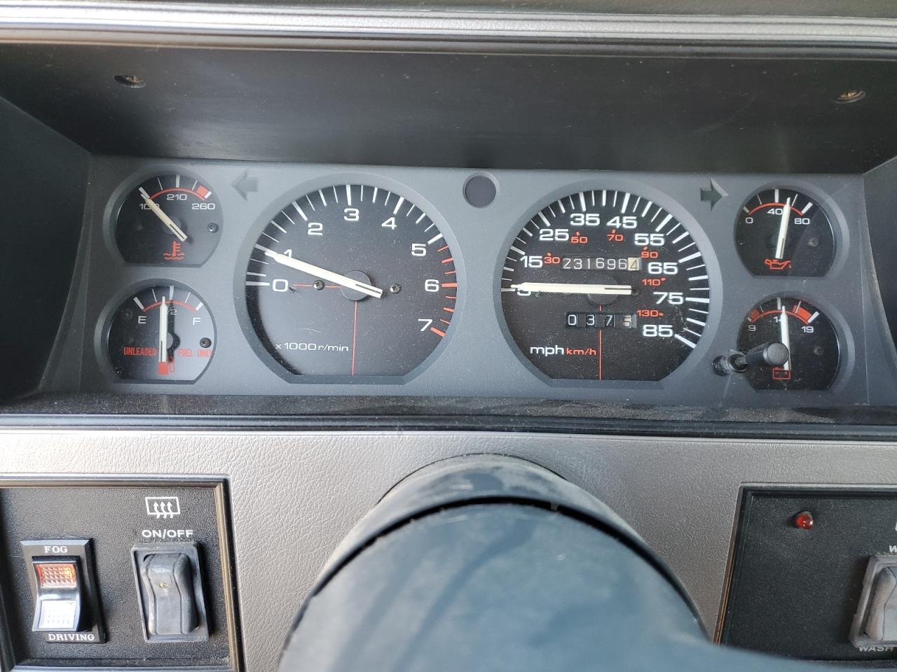 1992 Jeep Grand Cherokee - Image 9