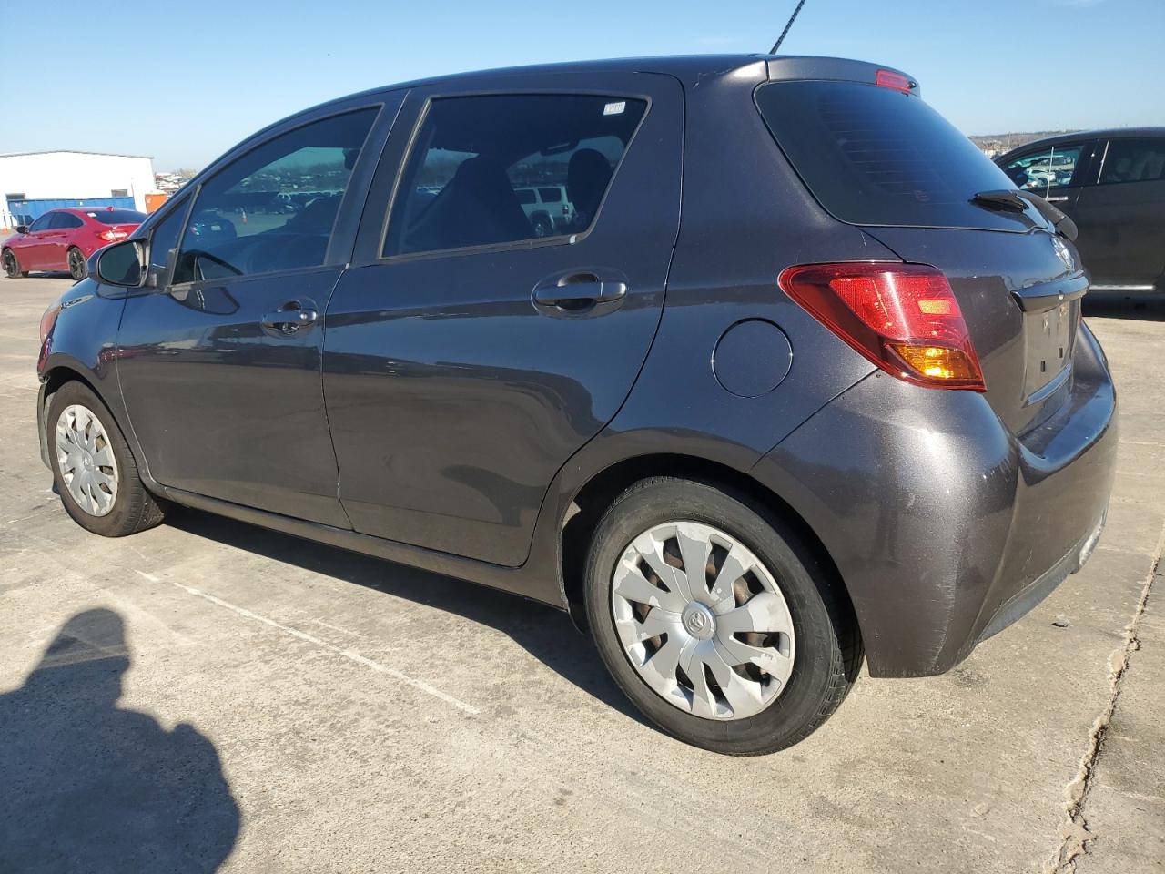 VIN VNKKTUD31FA023907 2015 TOYOTA YARIS no.2