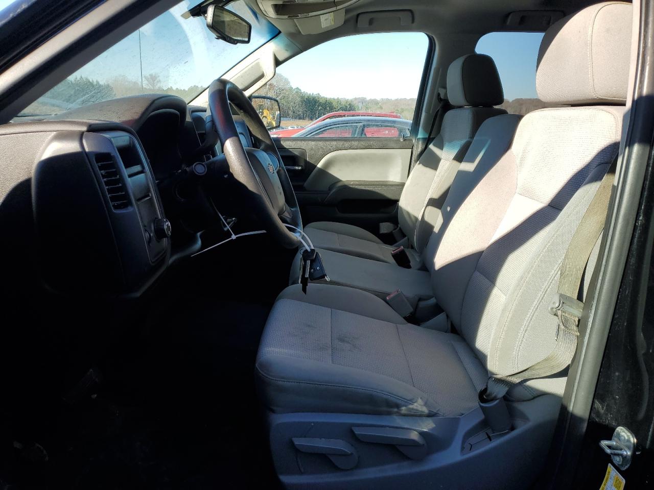 2016 Chevrolet Silverado - Image 7