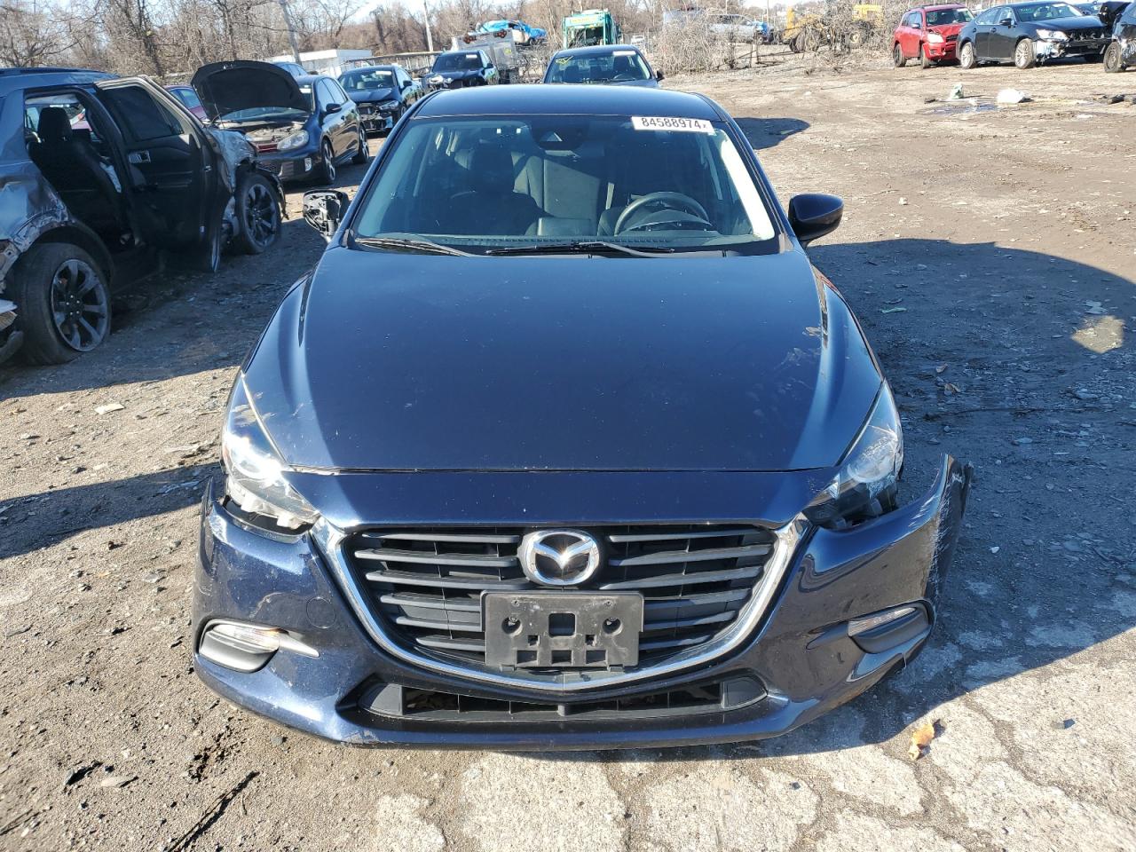 2018 Mazda 3 - Image 5