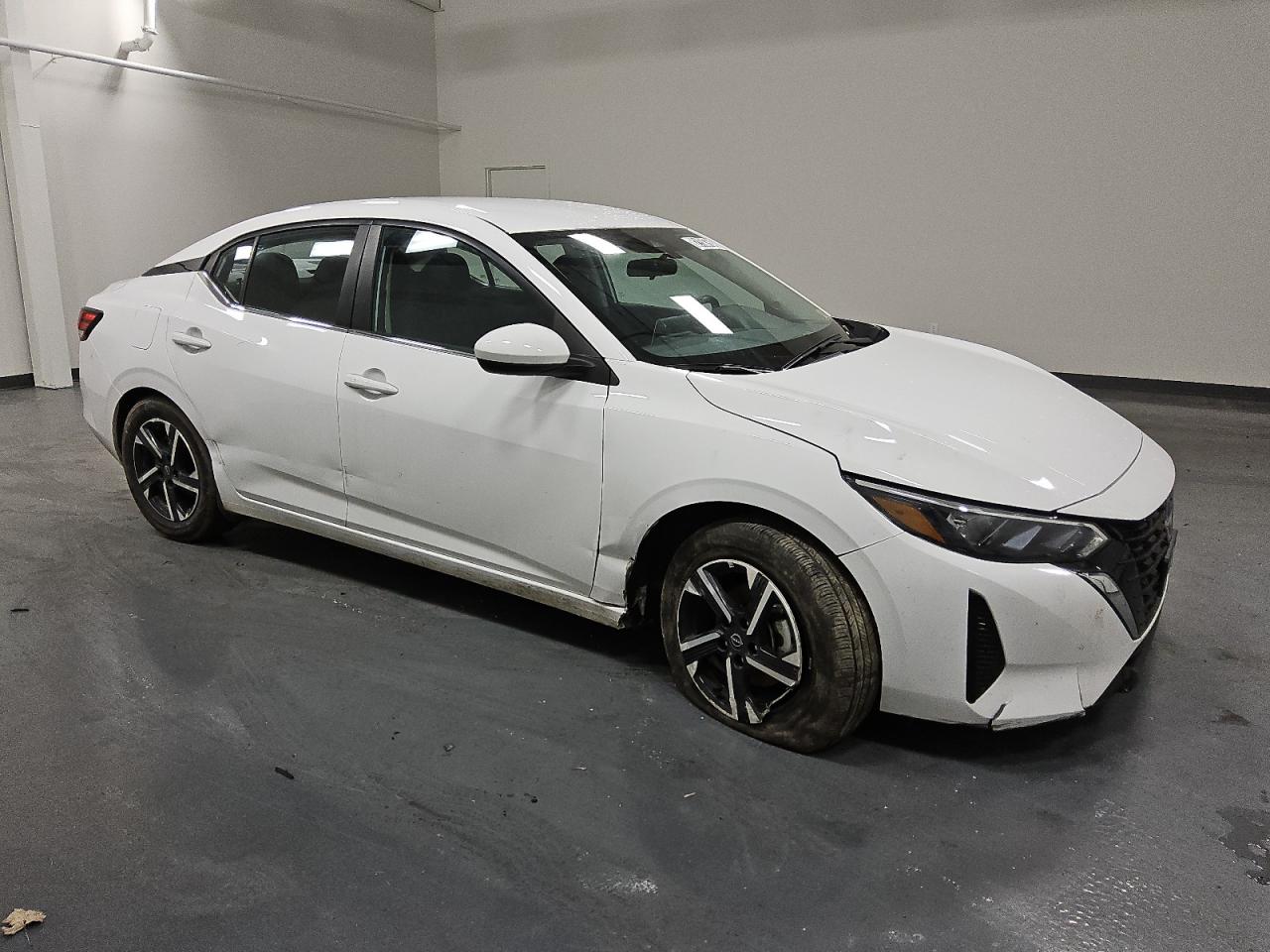 2024 Nissan Sentra - Image 4