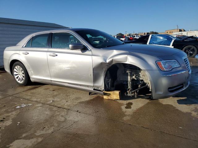  CHRYSLER 300 2014 Srebrny