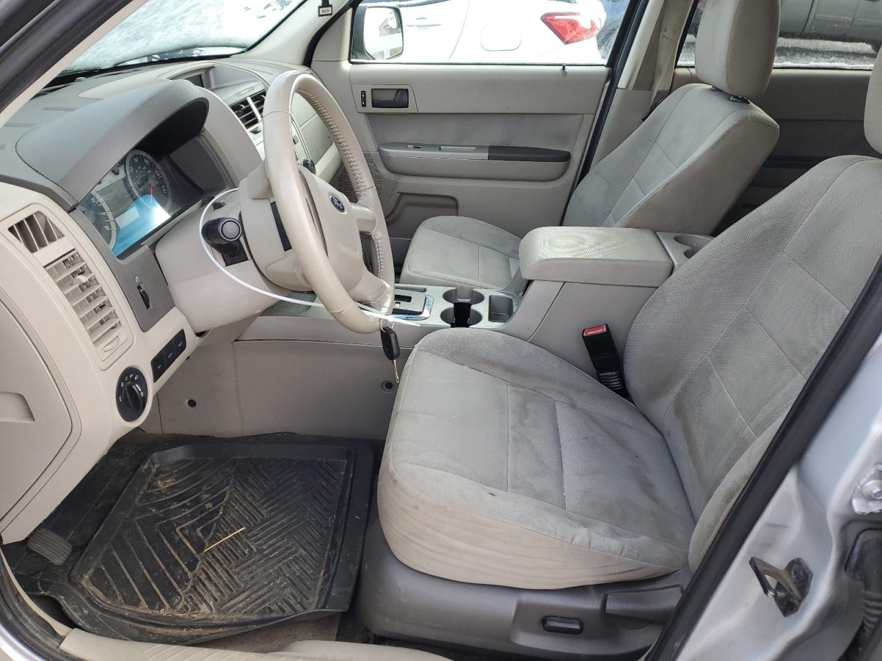 2011 Ford Escape - Image 7