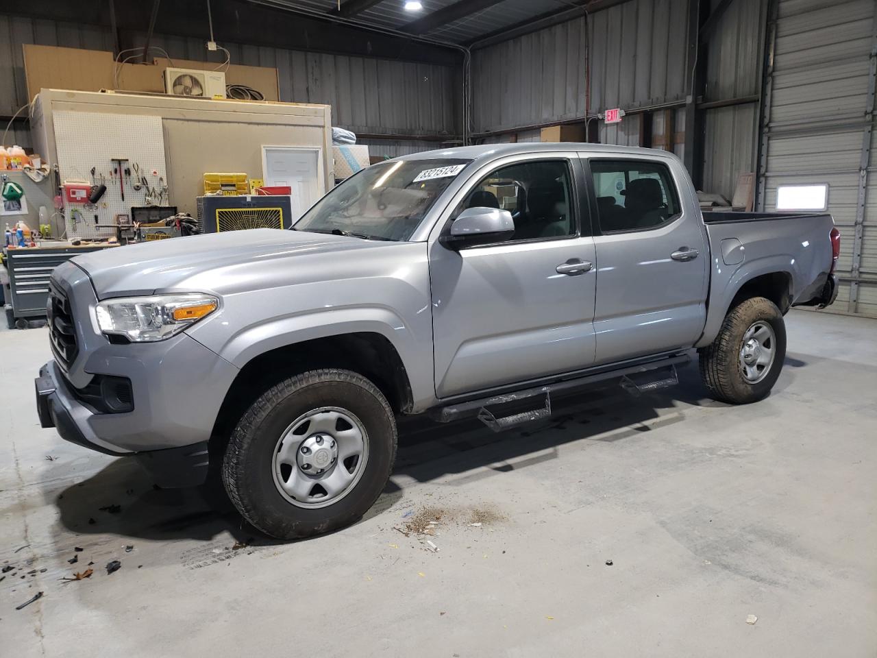 2018 Toyota Tacoma Double Cab للبيع في Rogersville، MO - Side